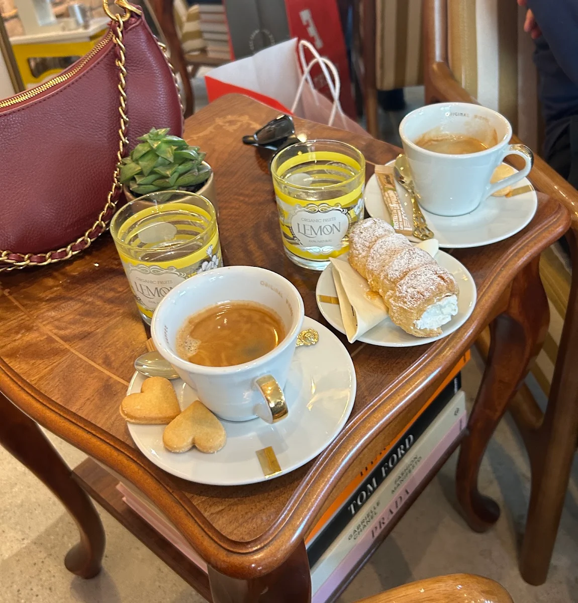 Essen und Trinken photo 2