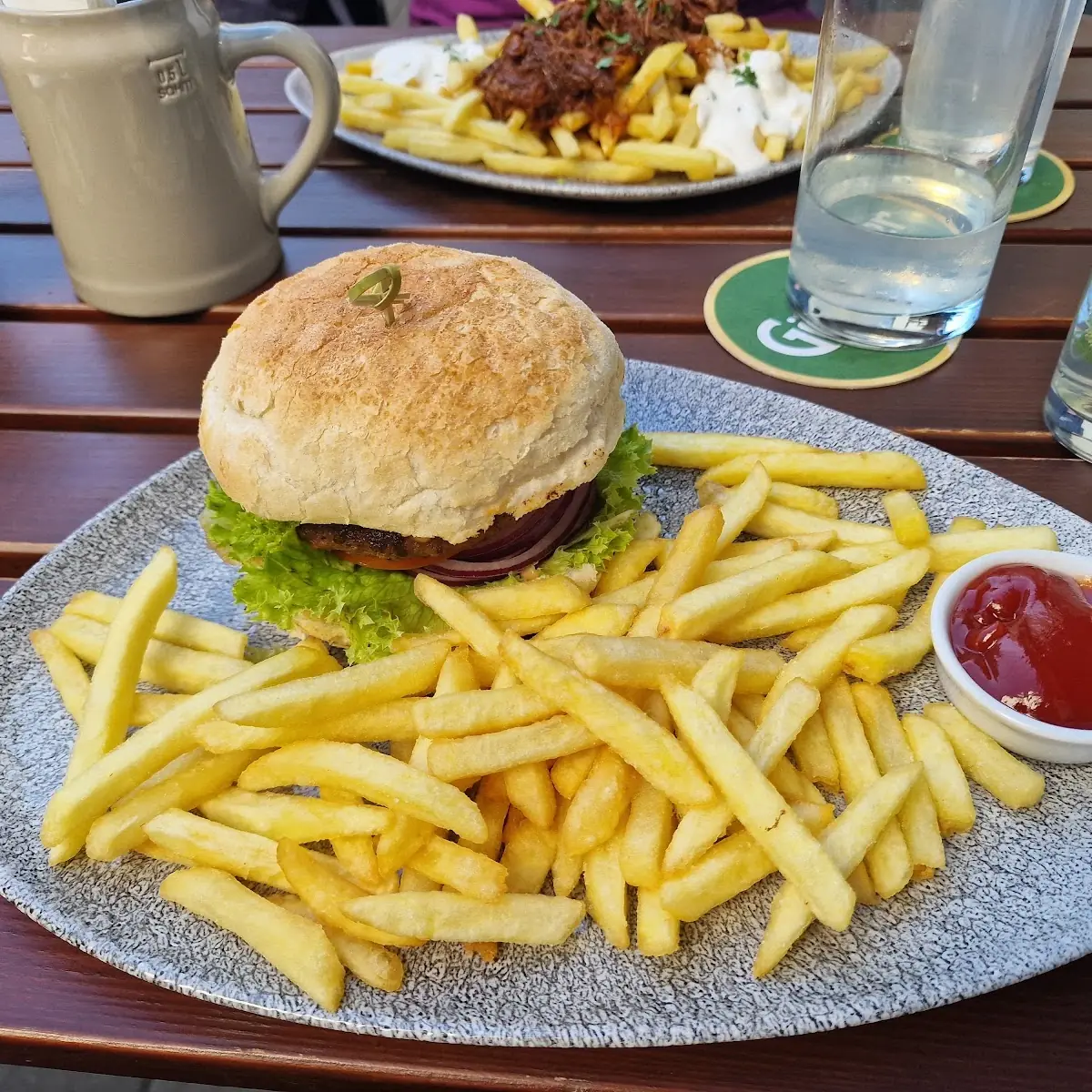 Essen und Trinken photo 2