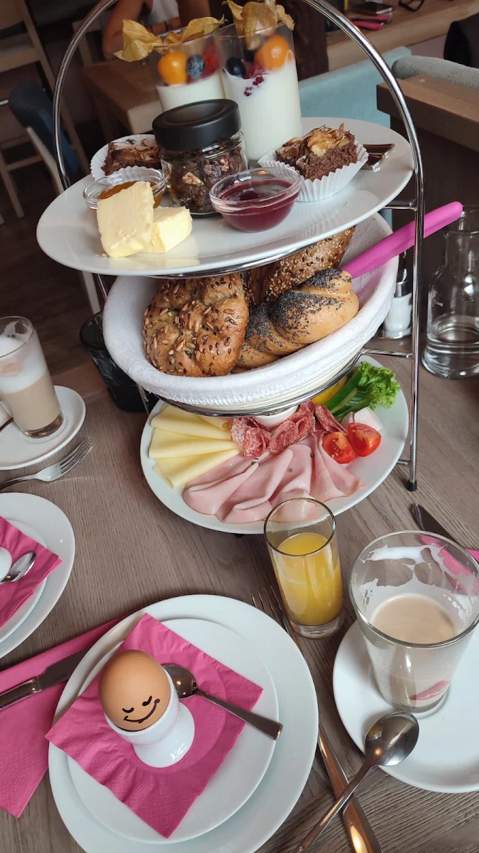 Essen und Trinken photo 2