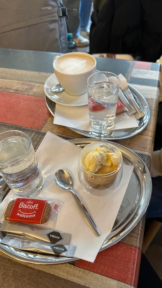 Essen und Trinken photo 3