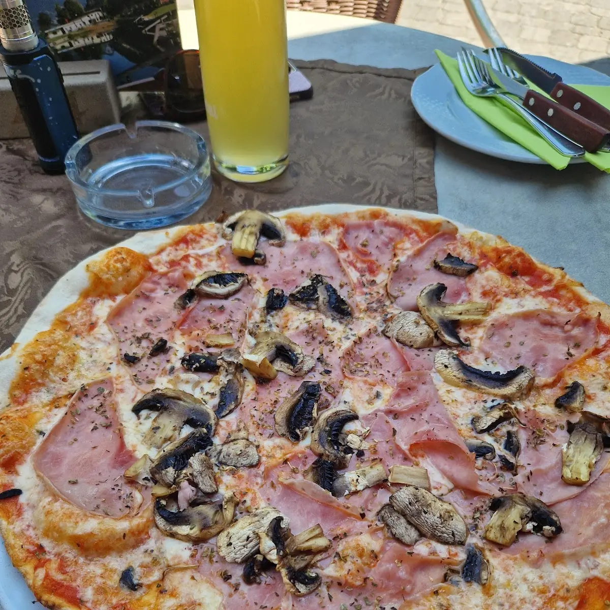 Essen und Trinken photo 3