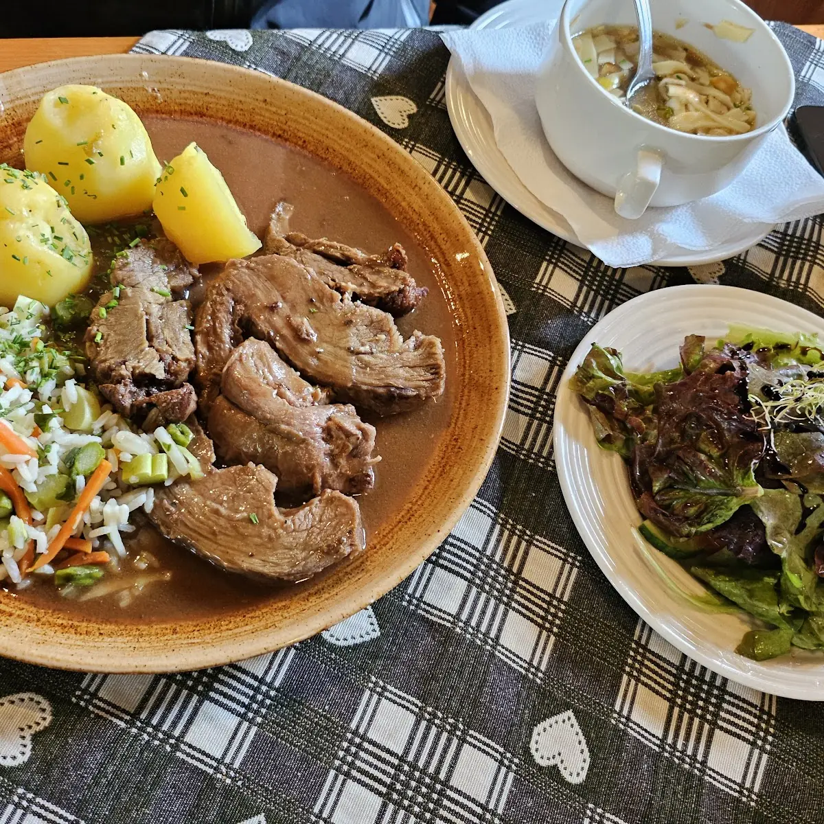 Essen und Trinken photo 7