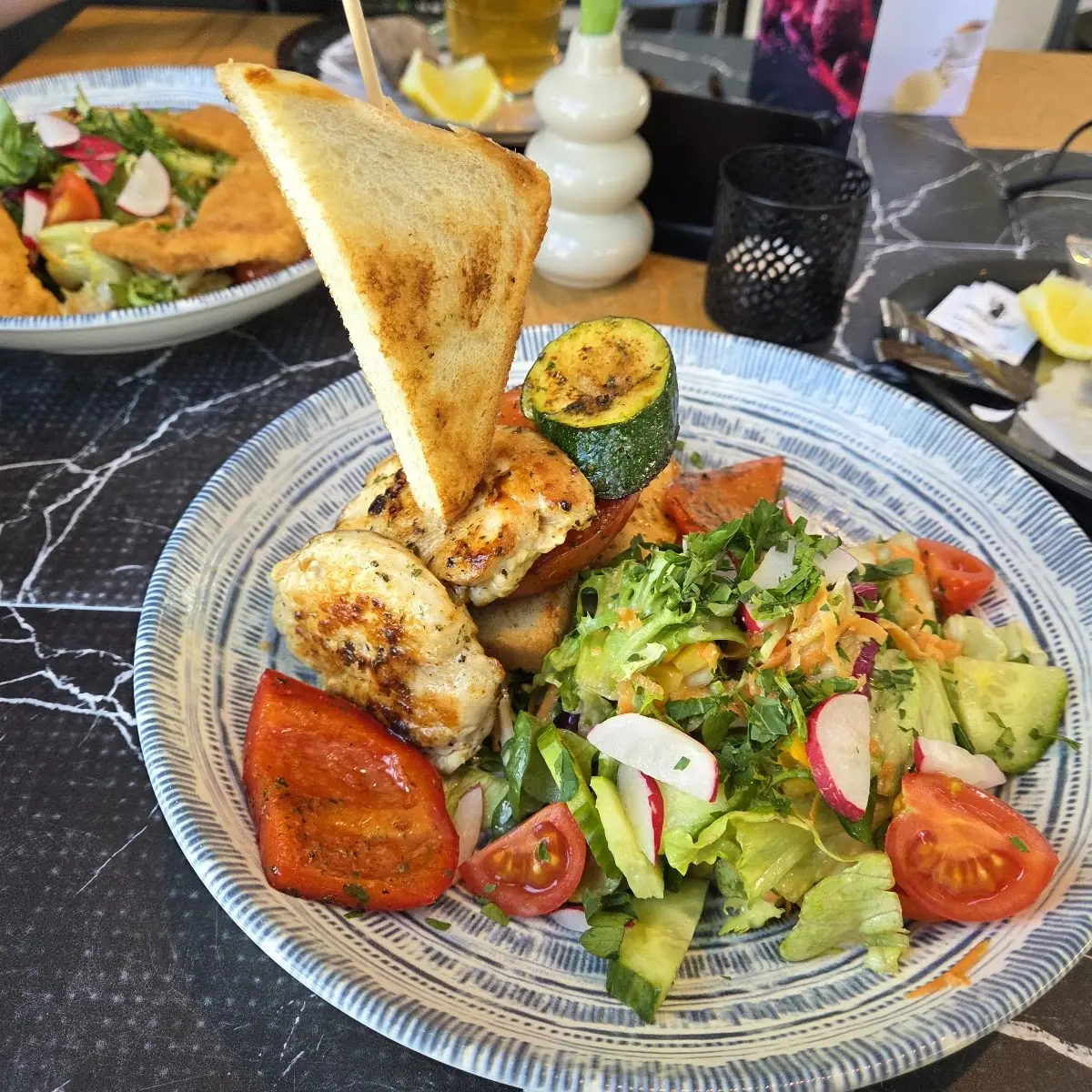 Essen und Trinken photo 2