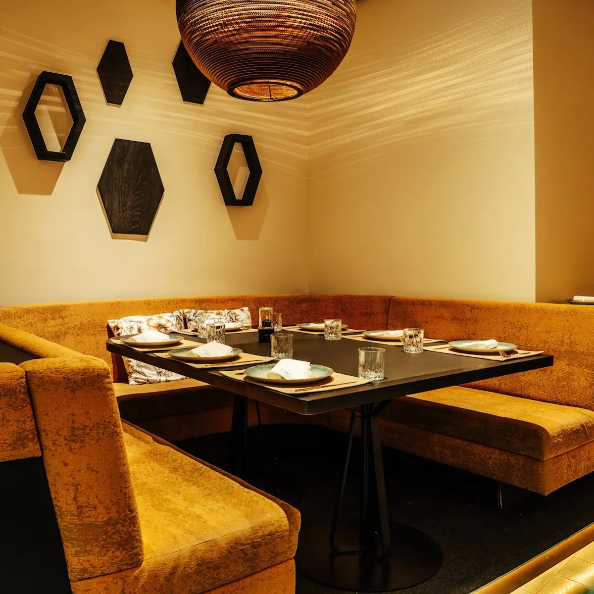 Atmosphäre, Paradisia Restaurant (مطعم باراديسيا)