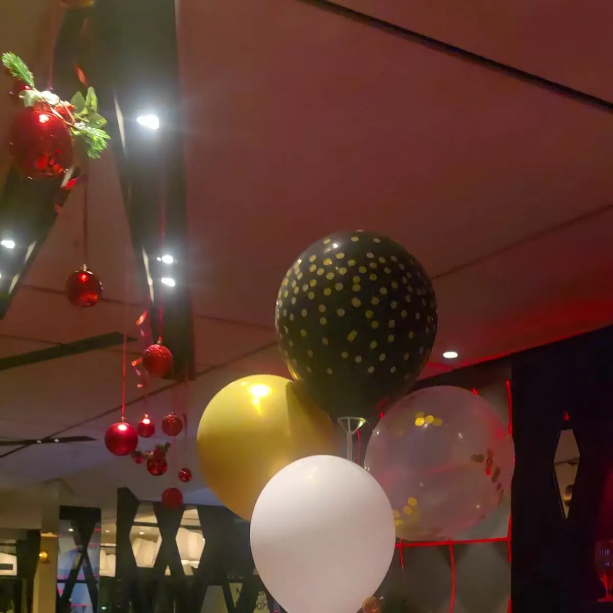 Atmosphäre, Paradisia Restaurant (مطعم باراديسيا)
