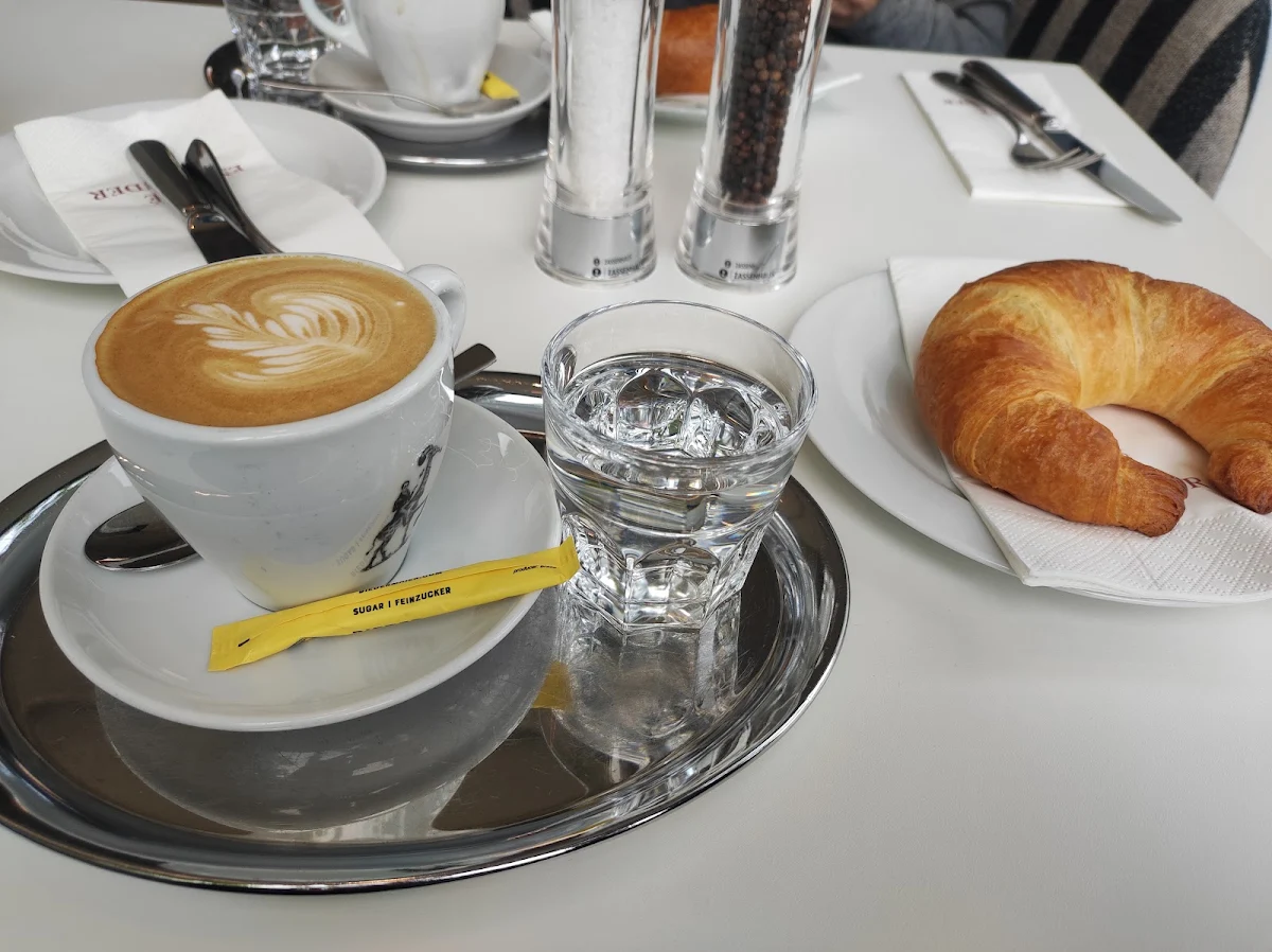 Essen und Trinken photo 3