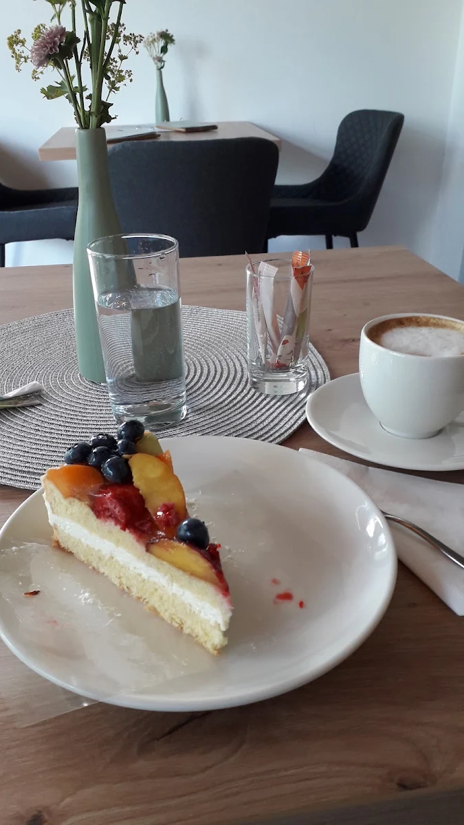 Essen und Trinken photo 1