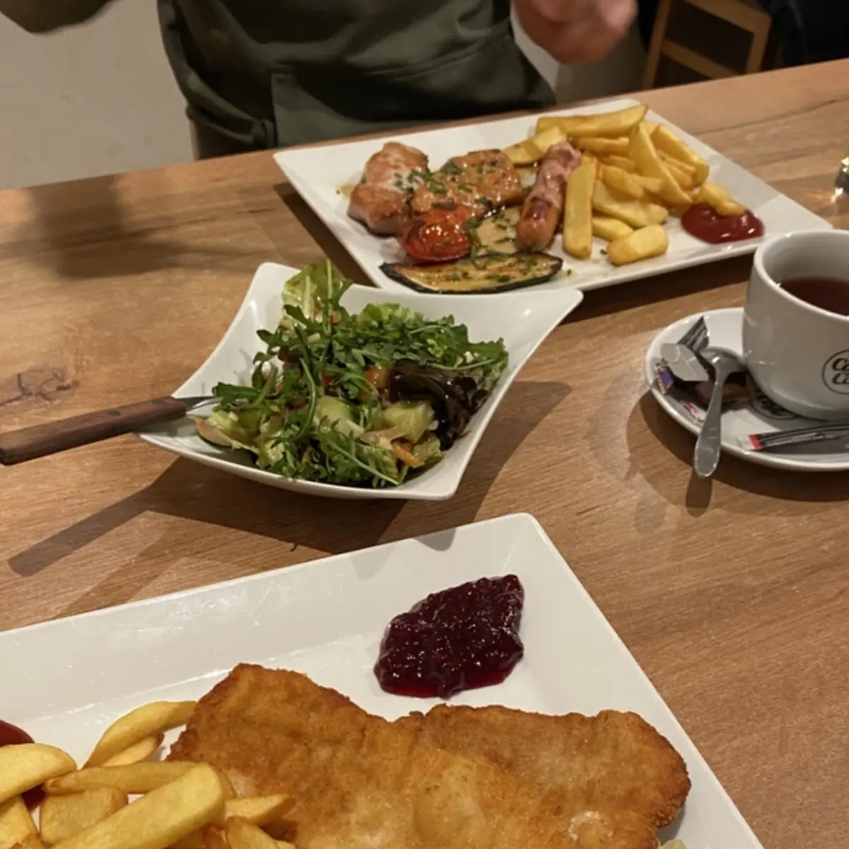 Essen und Trinken, Pizzeria Kegelbahn