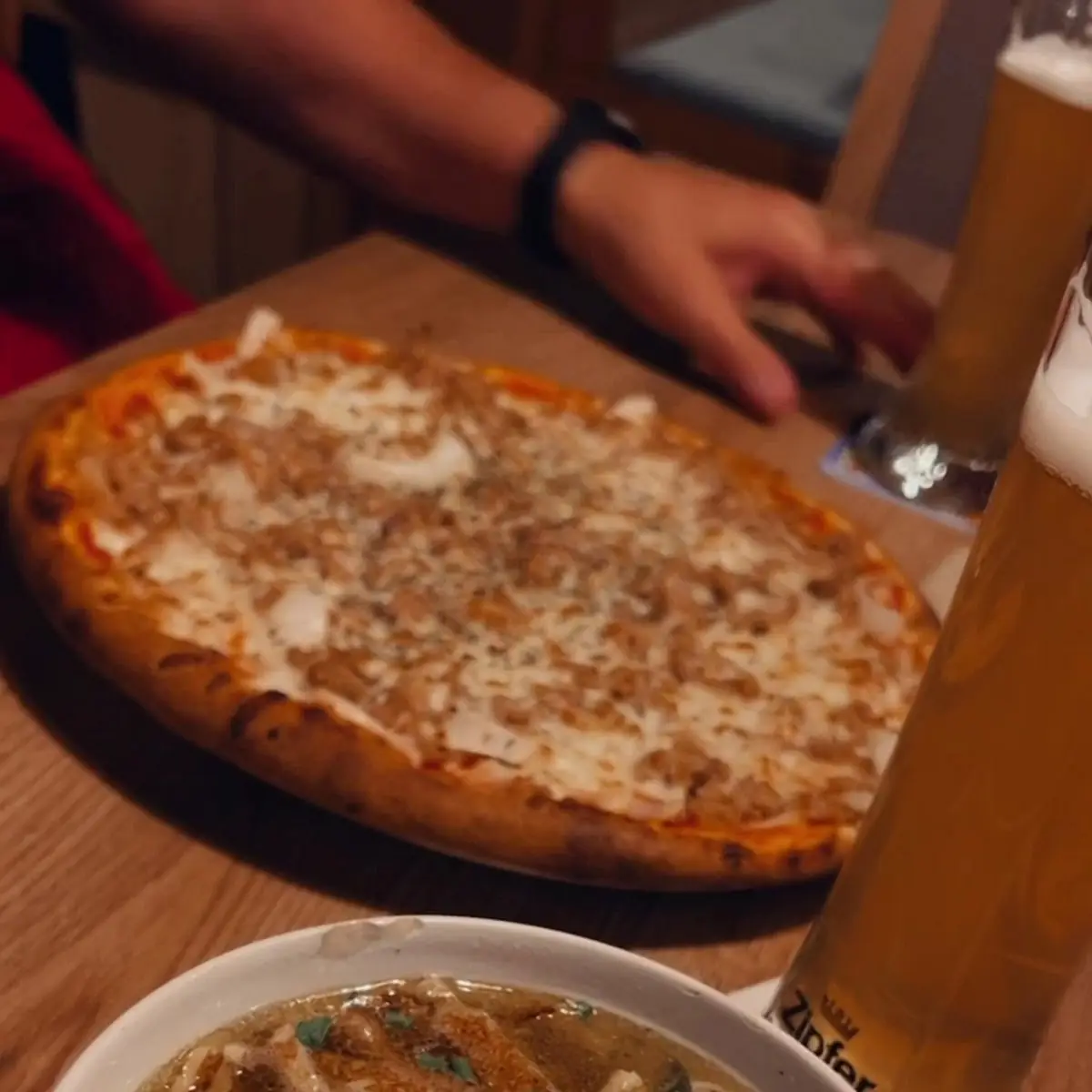 Essen und Trinken, Pizzeria Kegelbahn