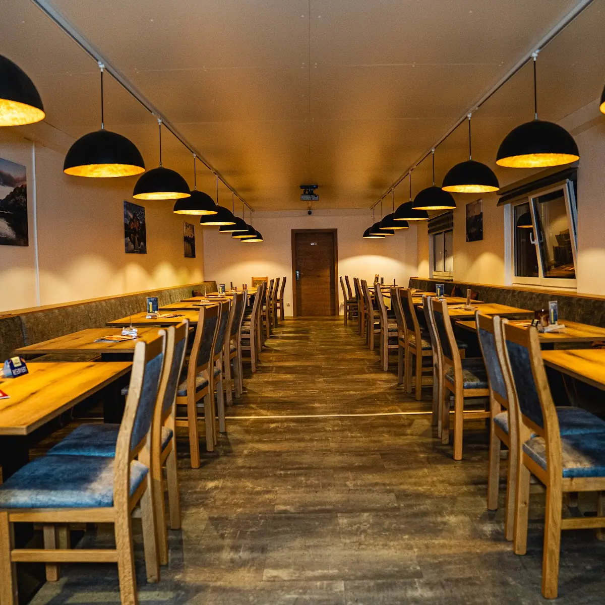 Atmosphäre, Pizzeria Kegelbahn