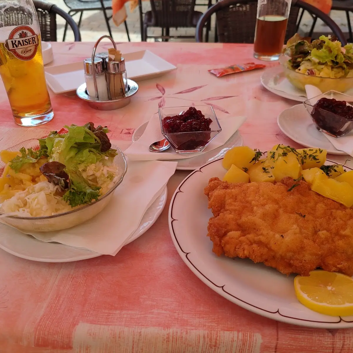 Essen und Trinken photo 1