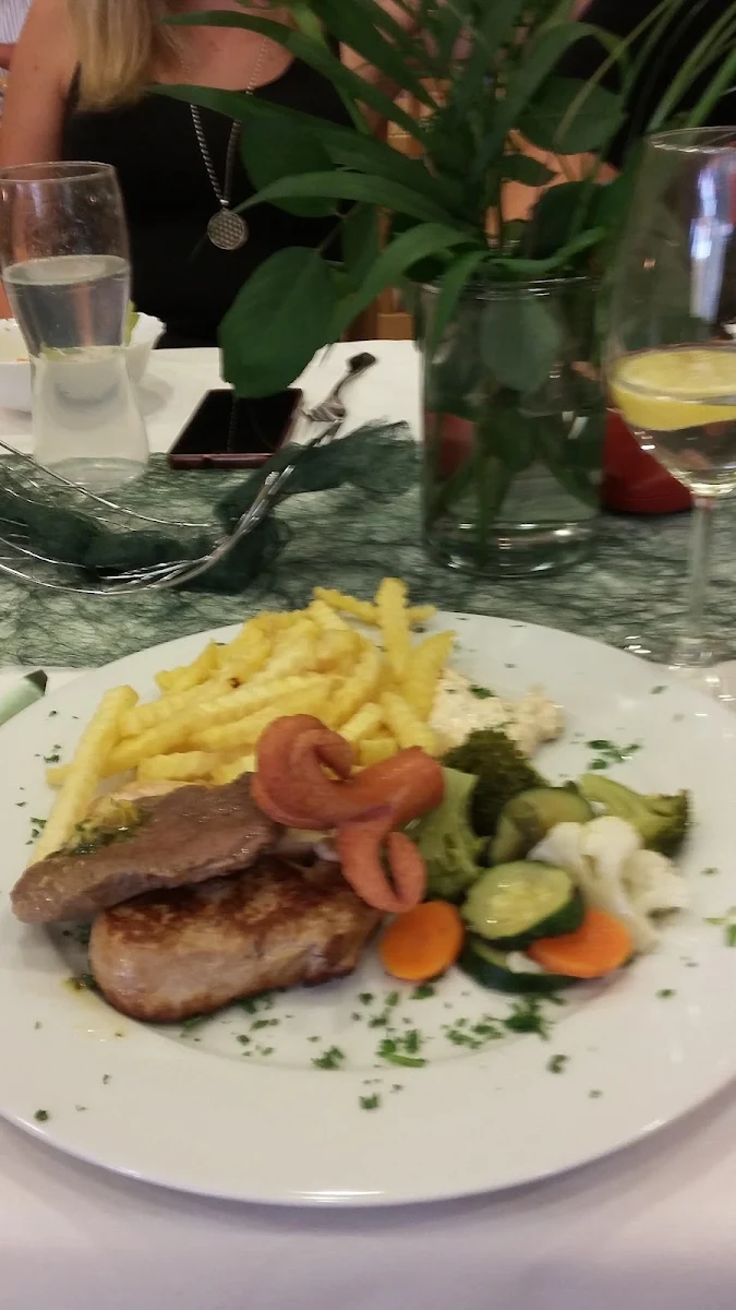 Essen und Trinken photo 2