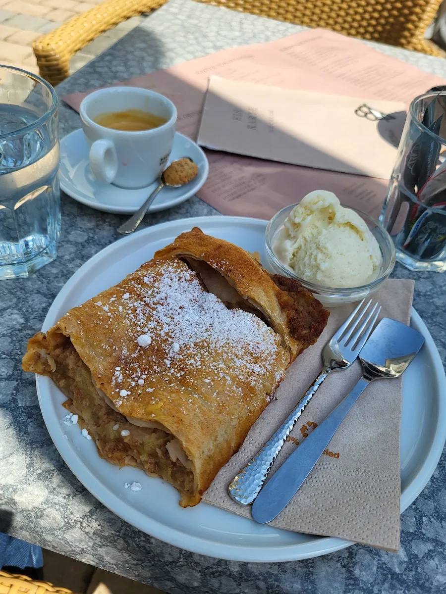 Essen und Trinken photo 10