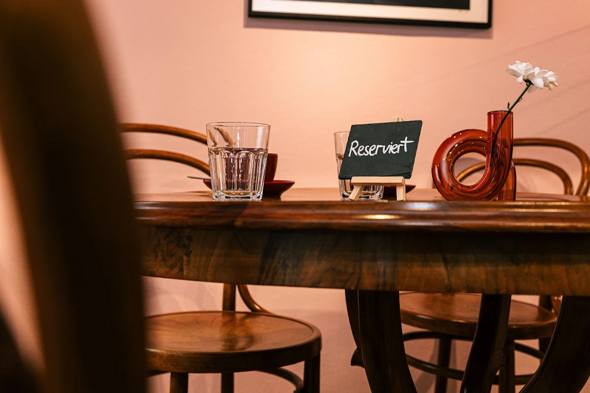 Café Kaffee Kunst Titelbild
