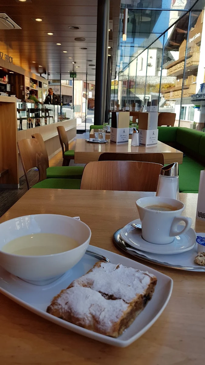 Essen und Trinken photo 3
