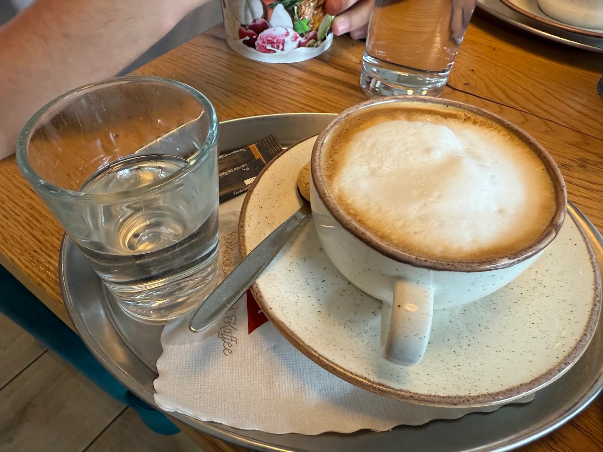 Essen und Trinken photo 3