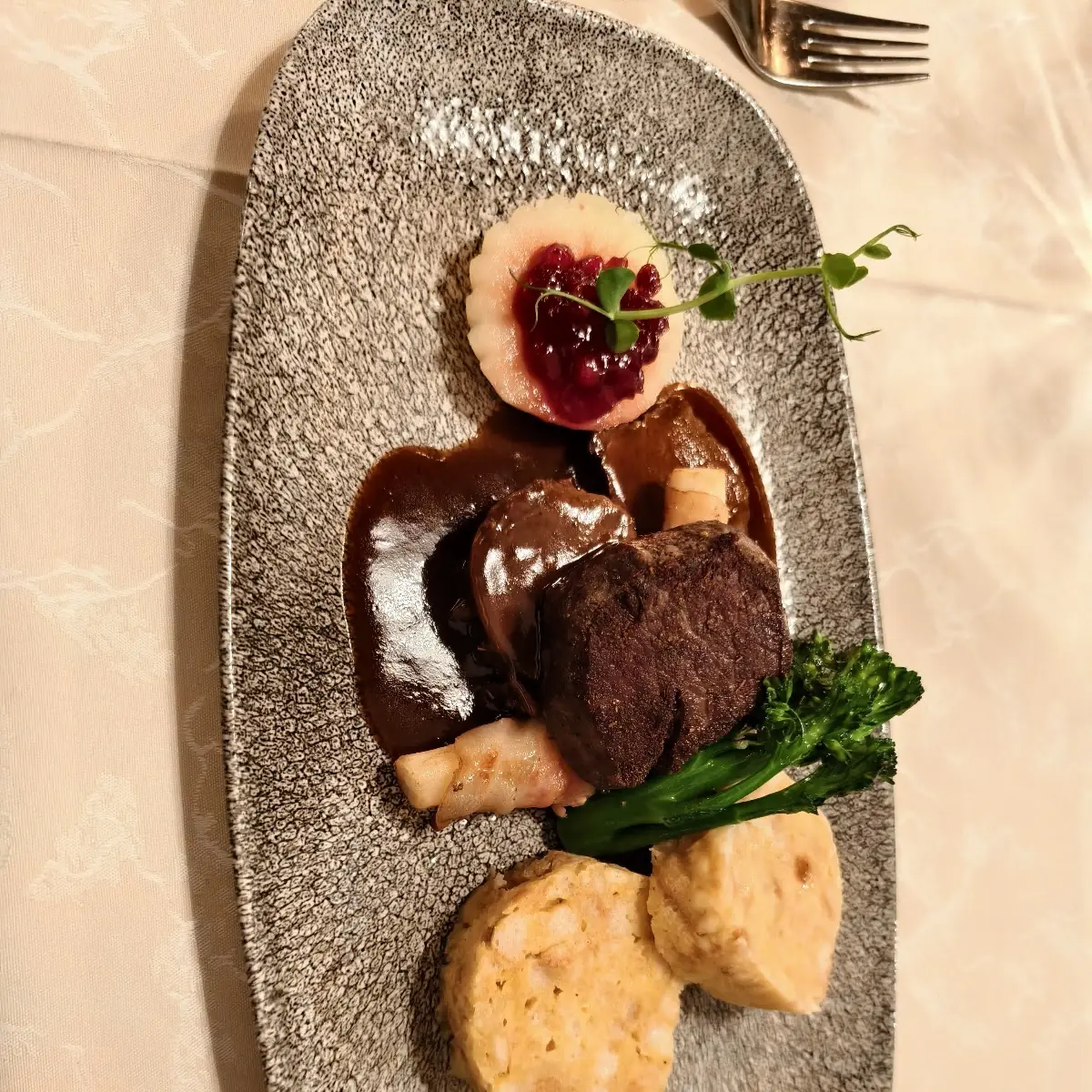 Essen und Trinken, Restaurant & Hotel Waldesruh