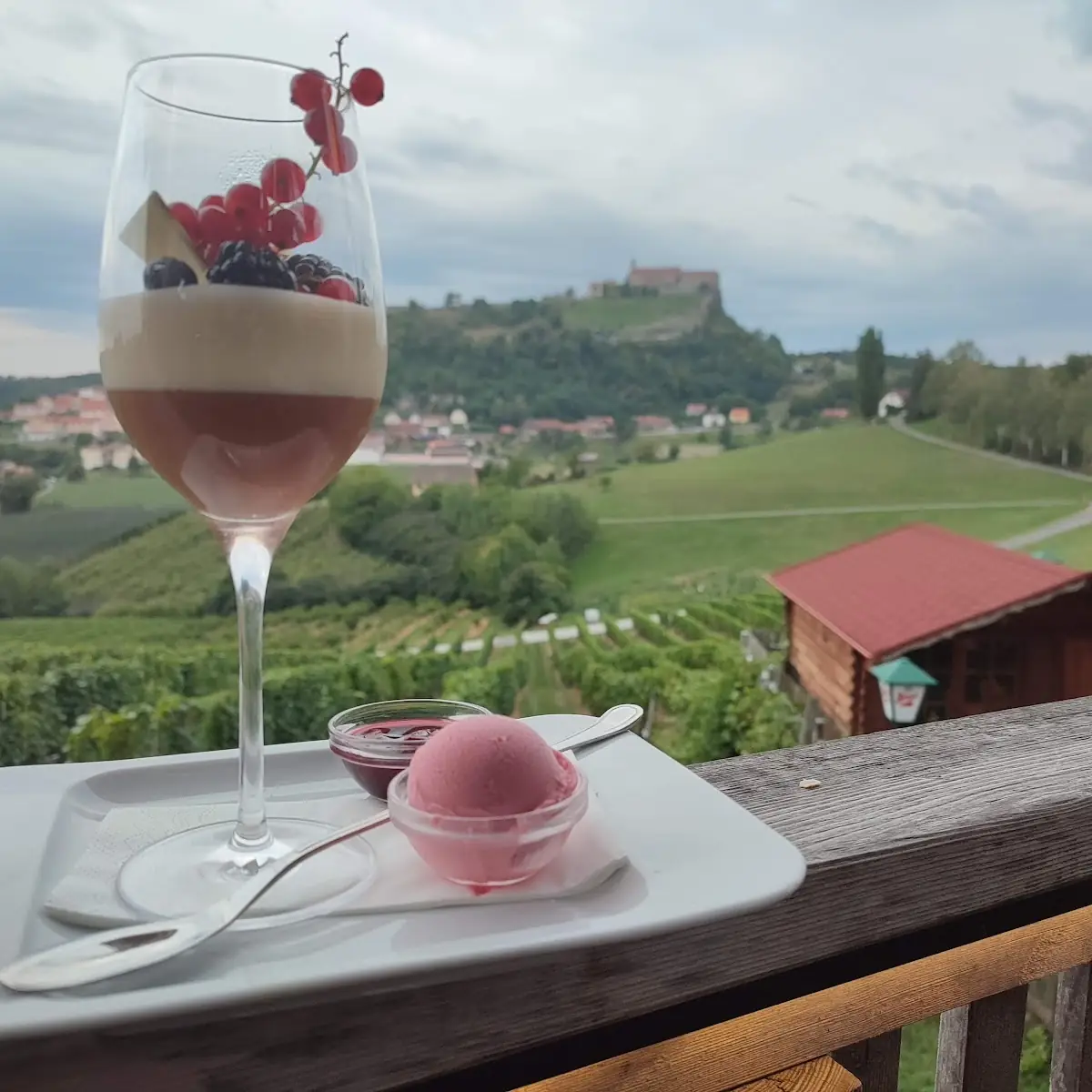 Essen und Trinken photo 1