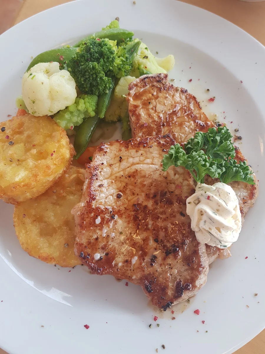 Essen und Trinken photo 1