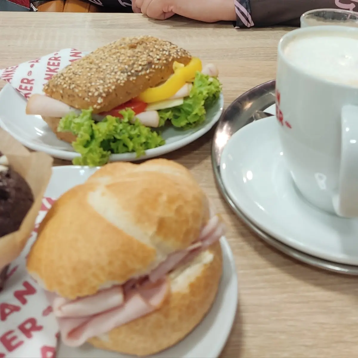 Essen und Trinken photo 2