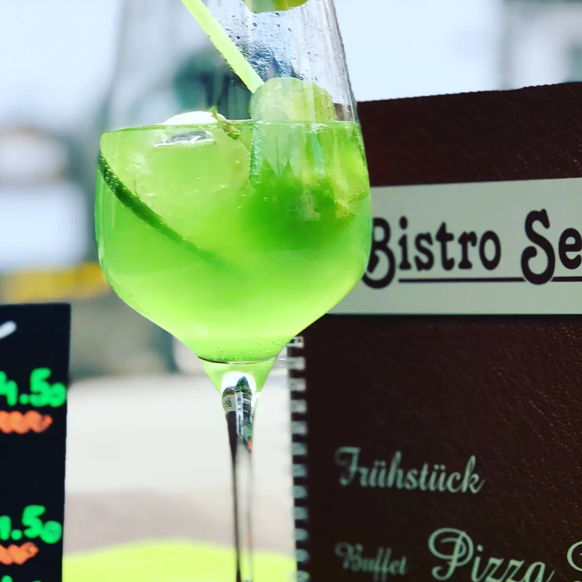 Essen und Trinken photo 1