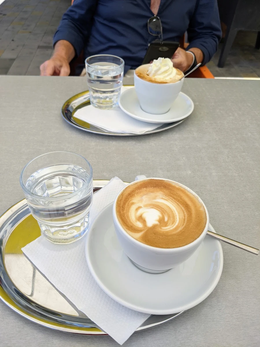 Essen und Trinken photo 3