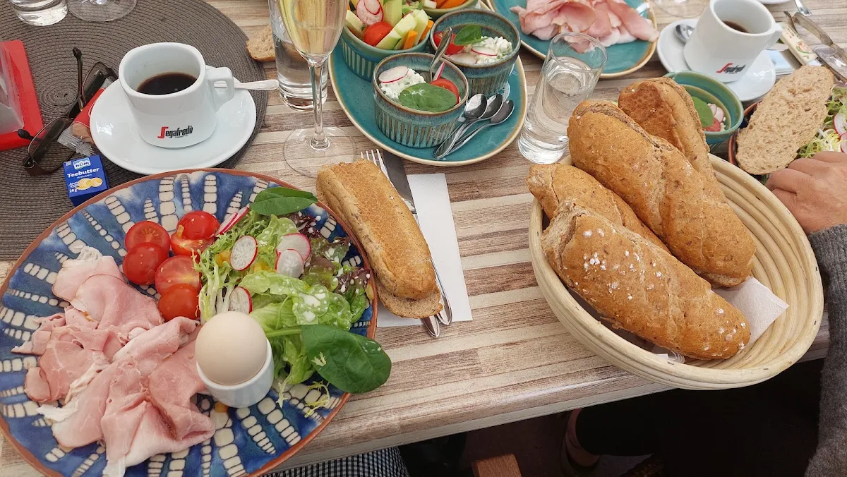 Essen und Trinken photo 3