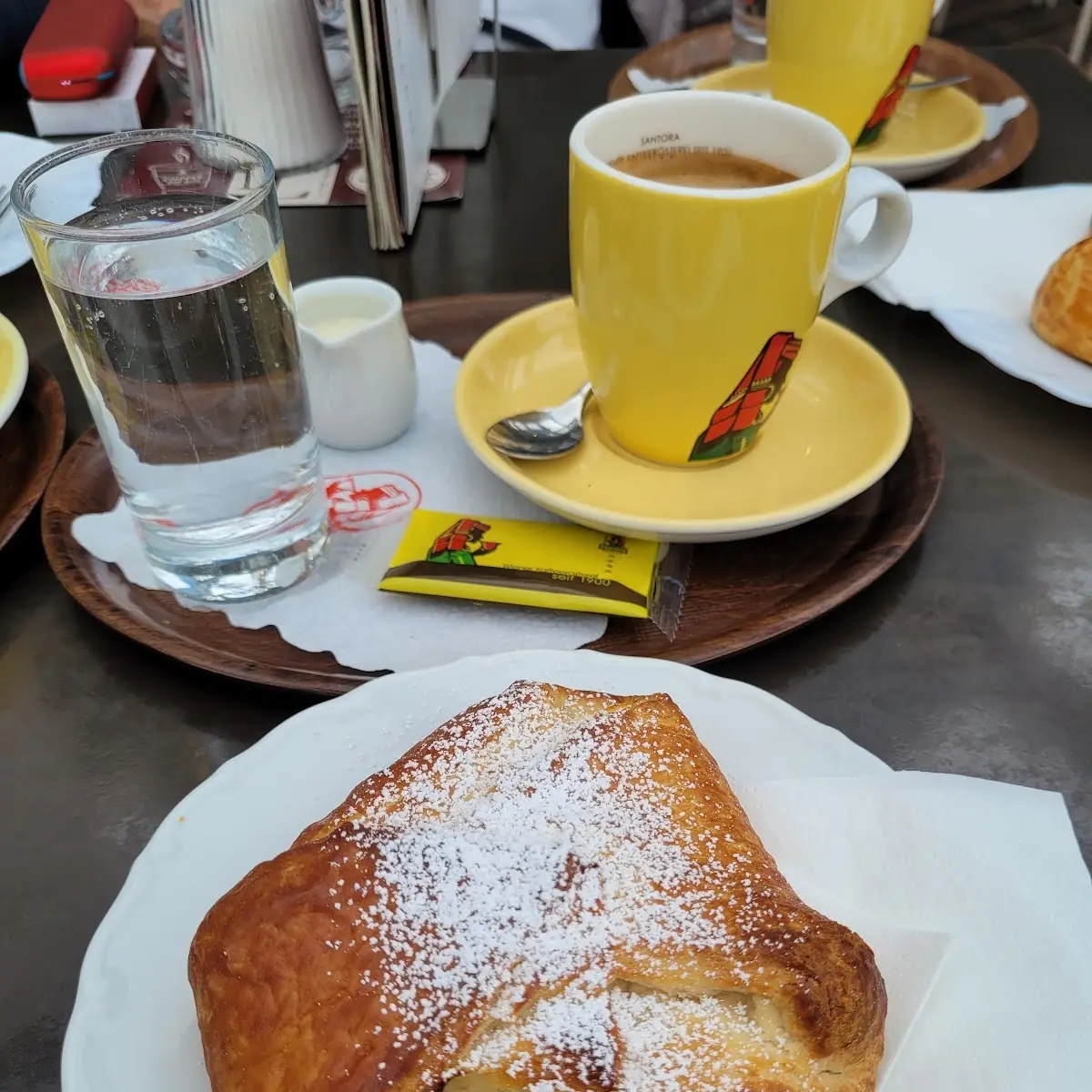 Essen und Trinken photo 1