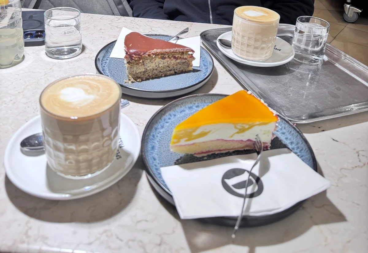 Essen und Trinken photo 3