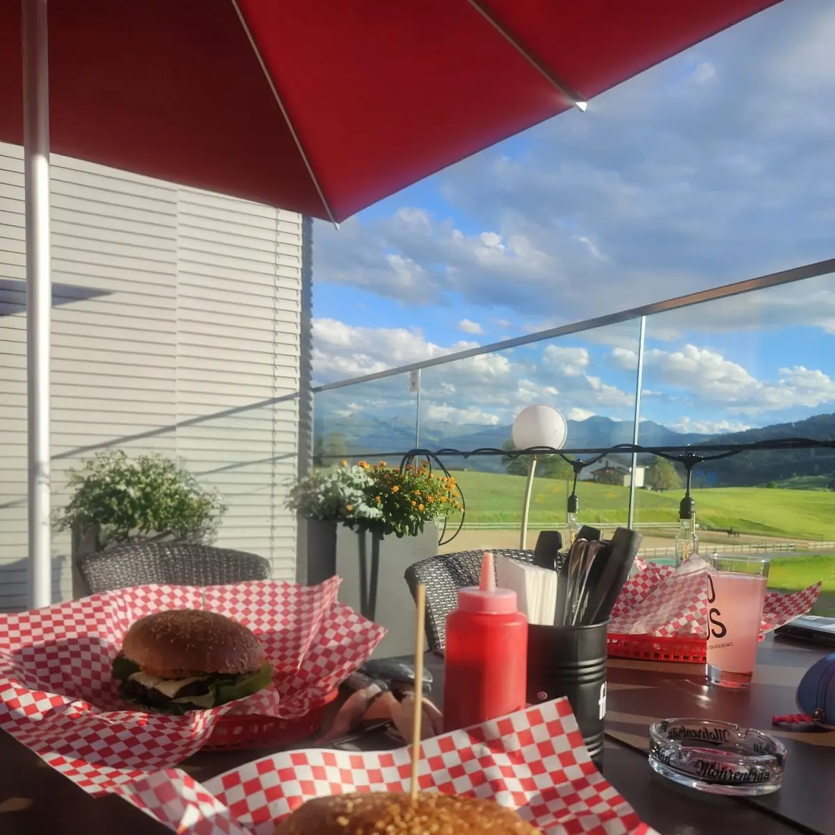 Essen und Trinken photo 3