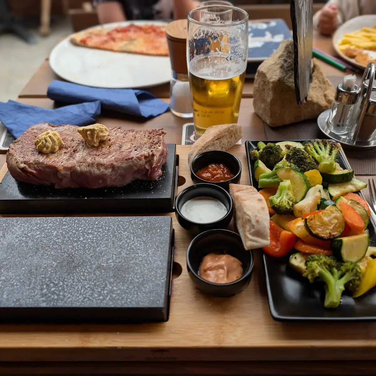 Essen und Trinken photo 2