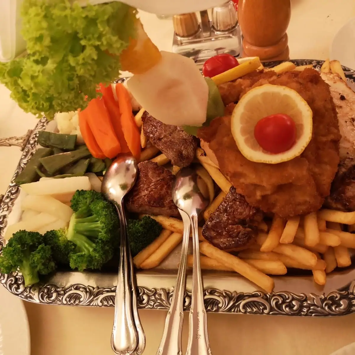 Essen und Trinken photo 3