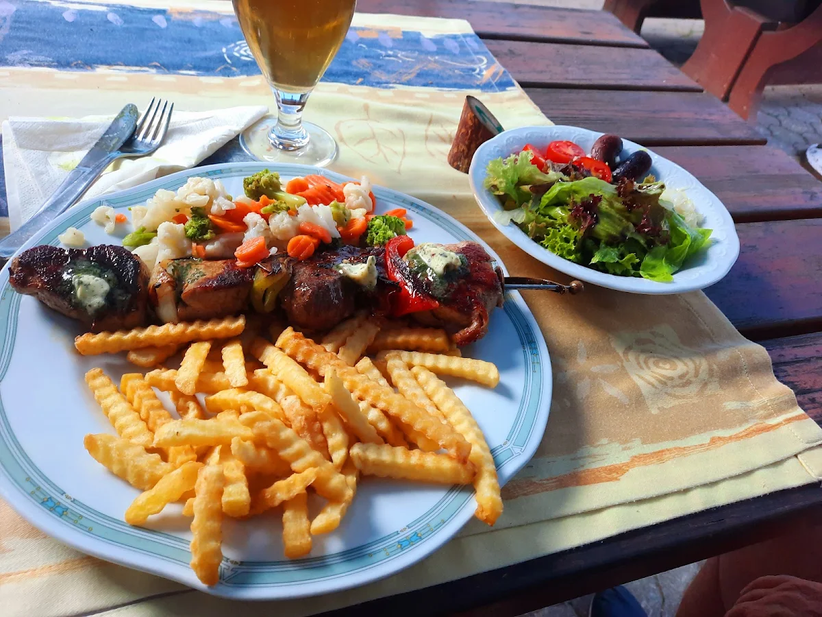 Essen und Trinken photo 2