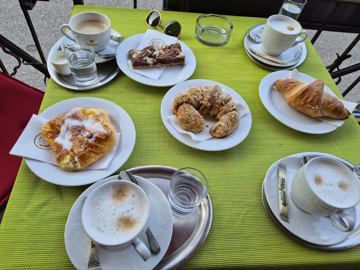 Essen und Trinken photo 2