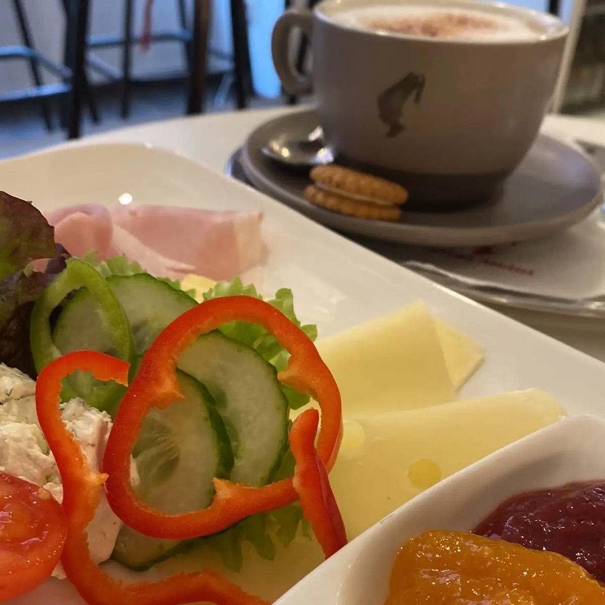Essen und Trinken photo 2