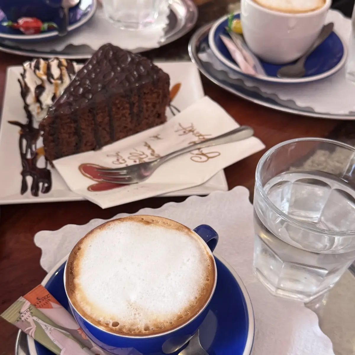 Essen und Trinken photo 2