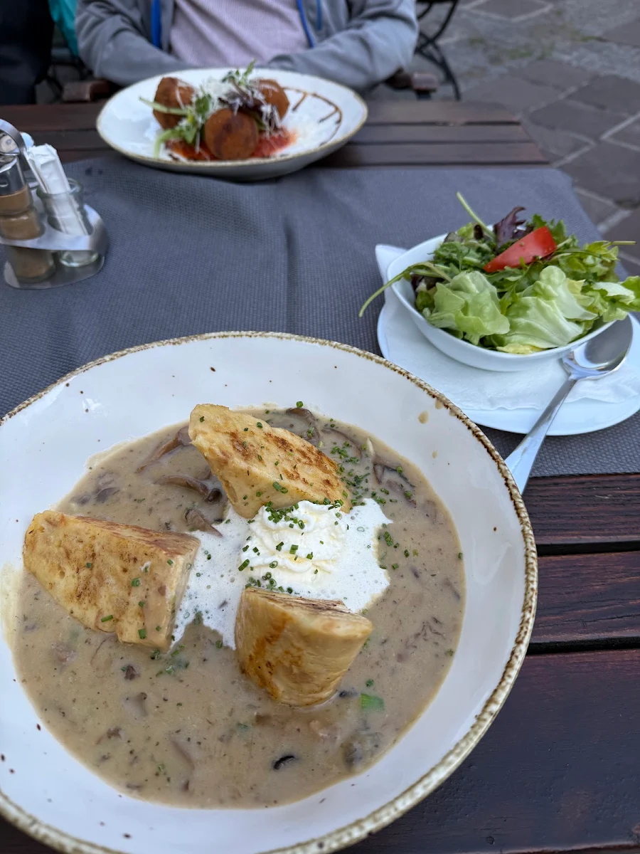 Essen und Trinken photo 4