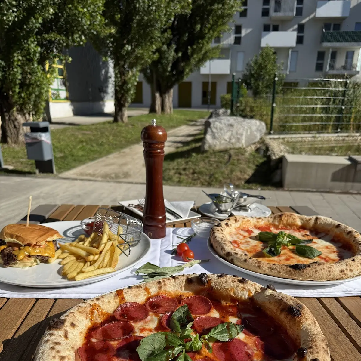 Essen und Trinken photo 1