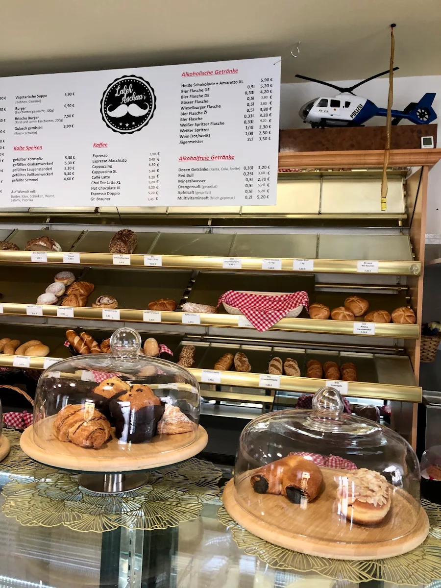 Laleh & Aschaa's Café- Bäckerei- Imbiss (ehemaliger Linsbichler) Titelbild