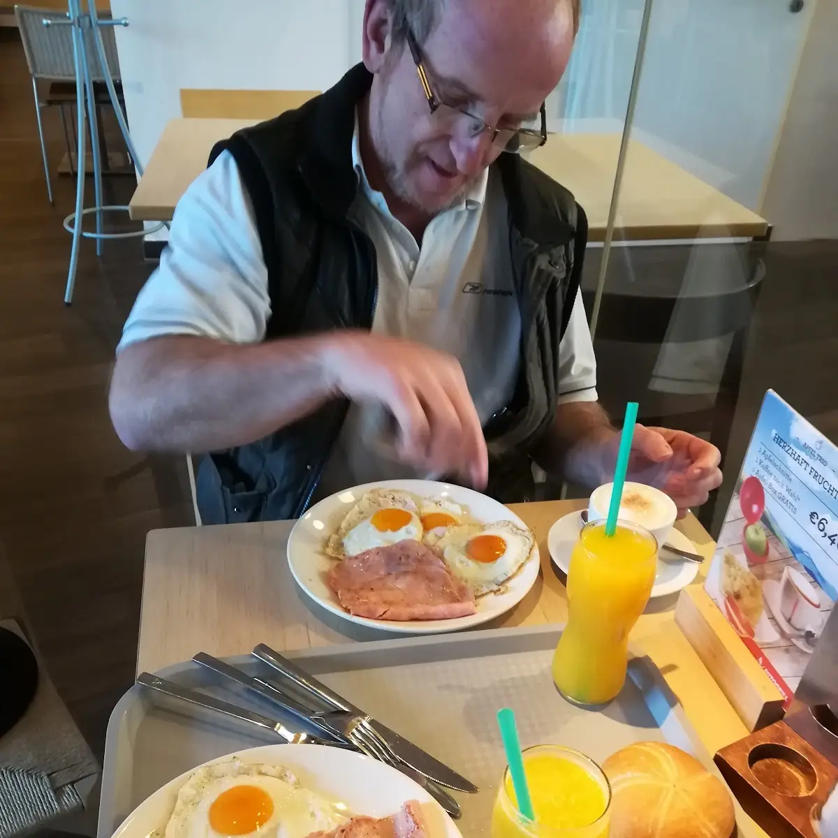 Essen und Trinken photo 3