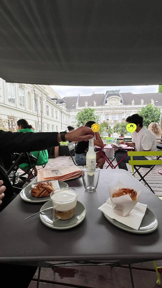 Essen und Trinken photo 2