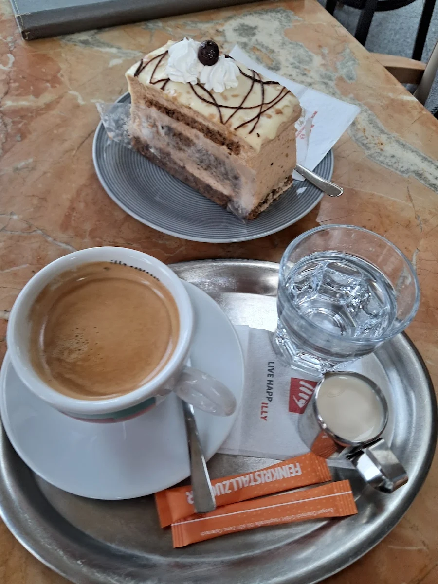 Essen und Trinken photo 4