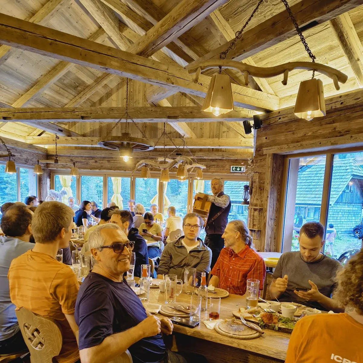 Atmosphäre, Hölzler Hütte