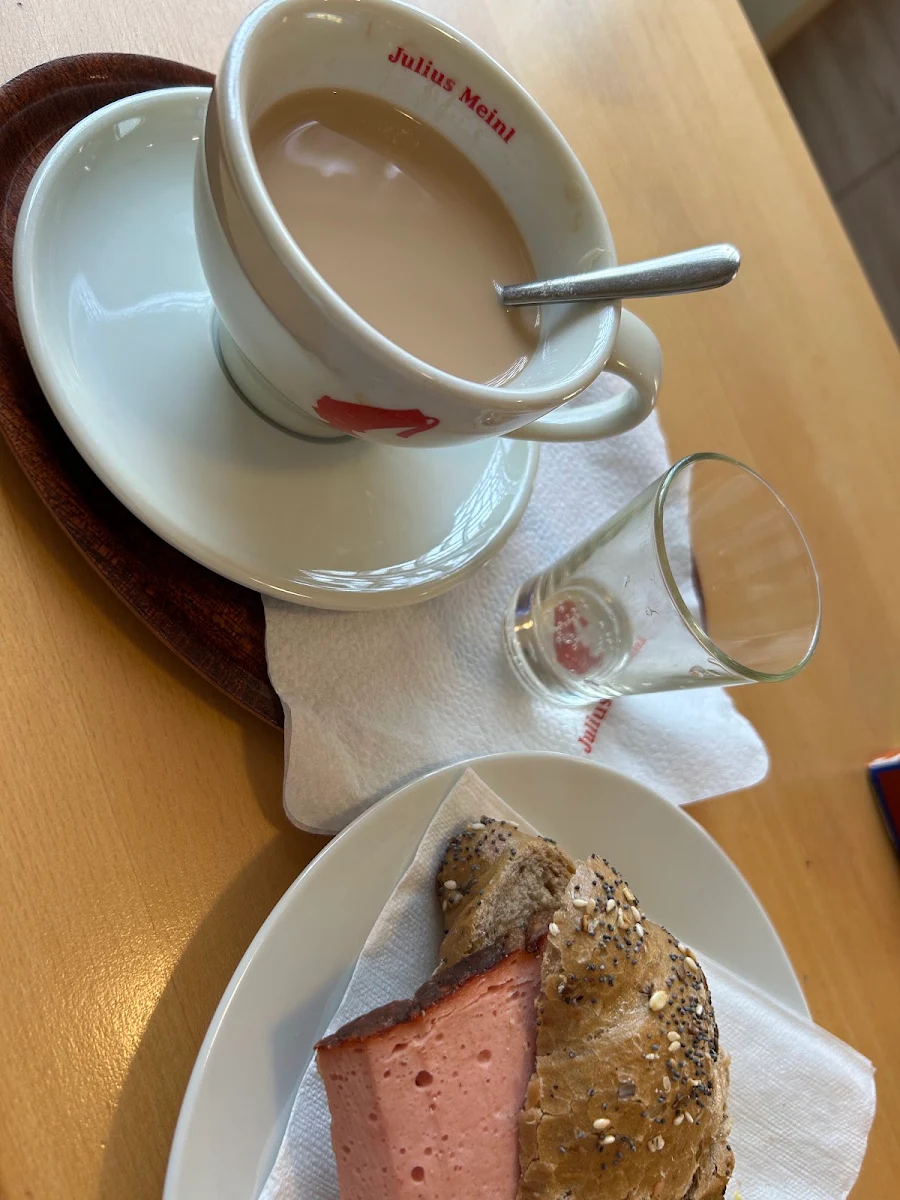 Essen und Trinken photo 1
