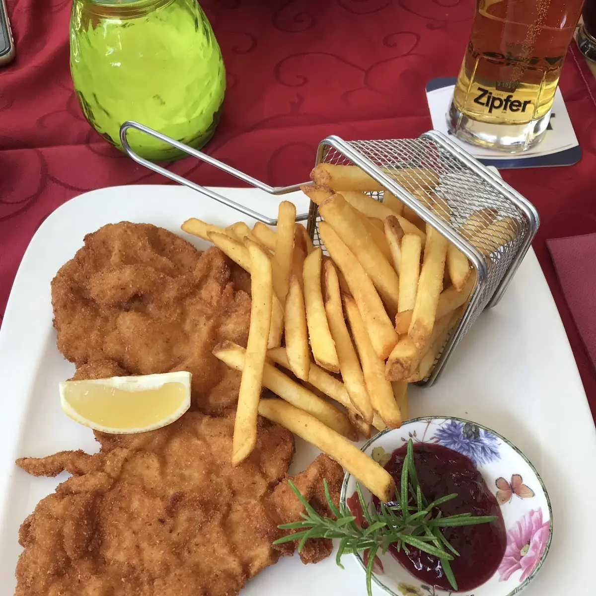 Essen und Trinken photo 2