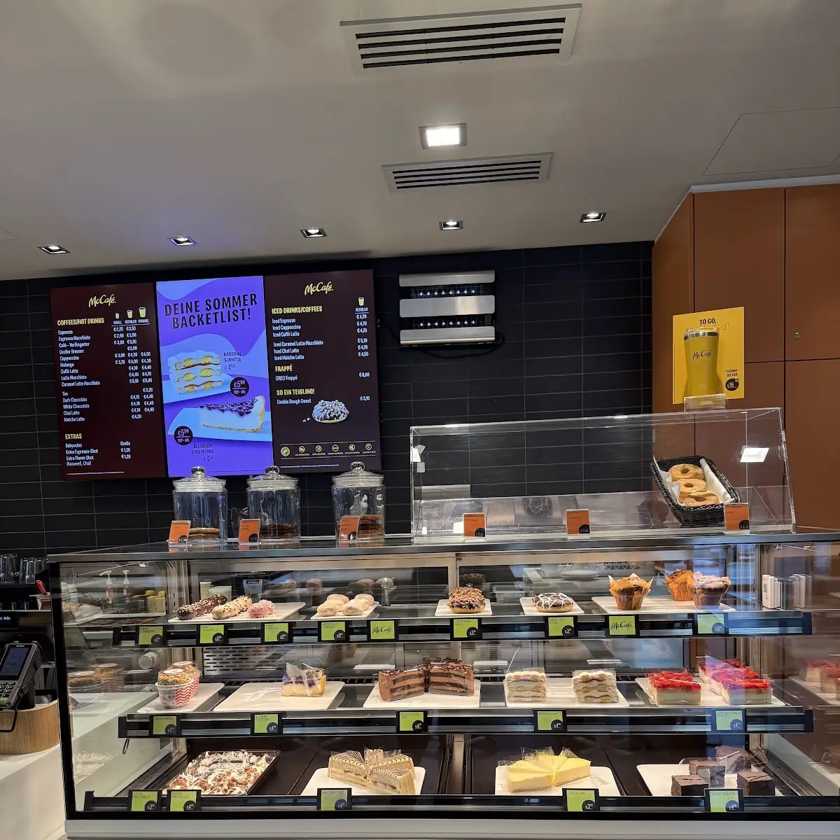 Atmosphäre, McDonald's Inzersdorf im Kremstal