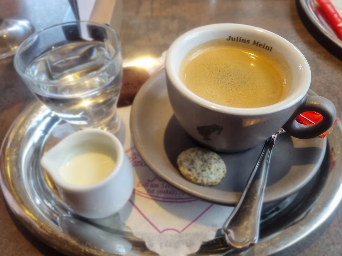 Essen und Trinken photo 1