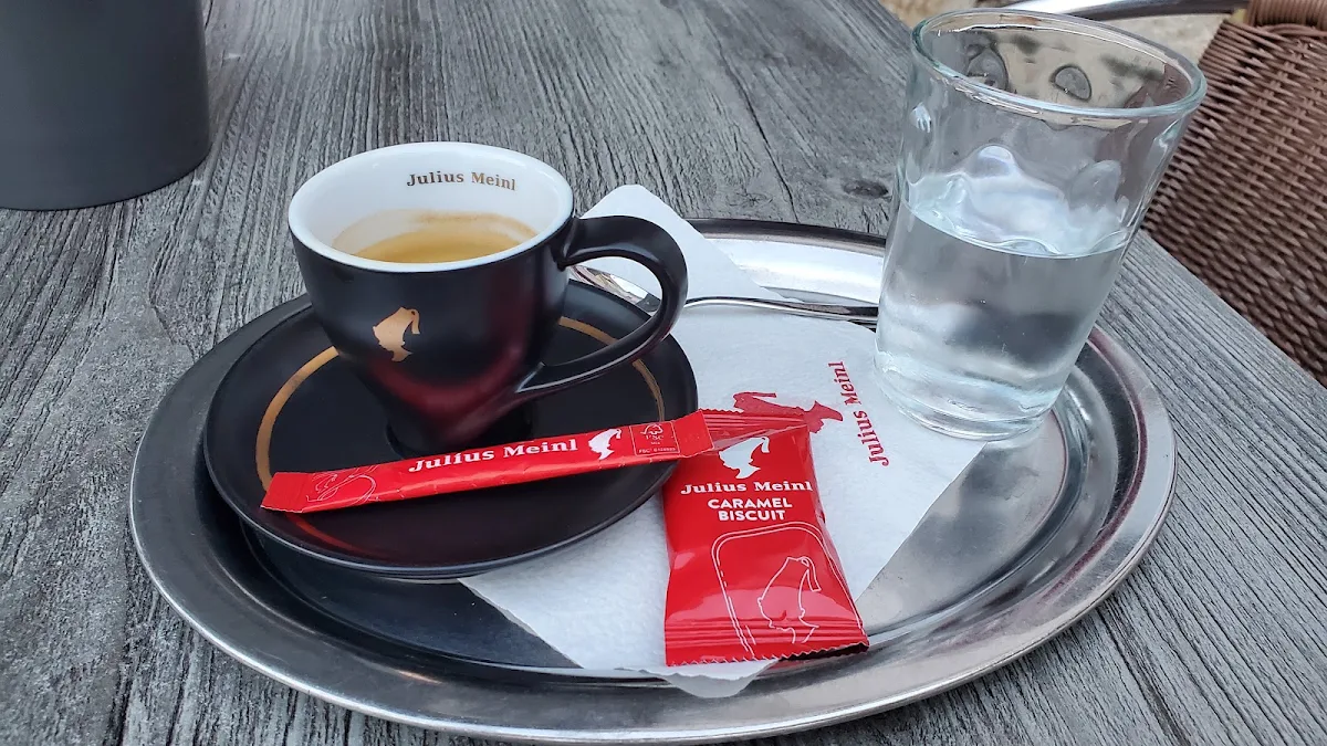 Essen und Trinken photo 3
