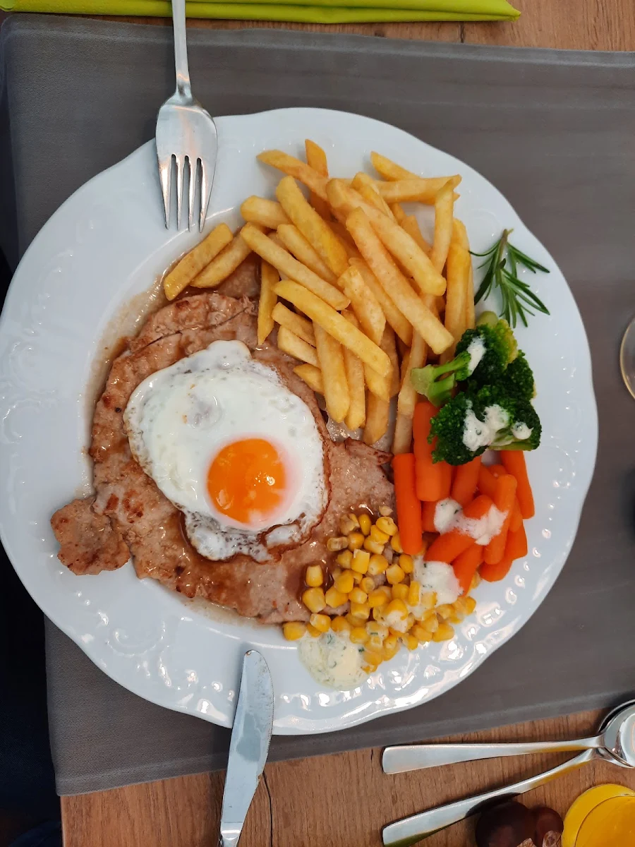 Essen und Trinken photo 2