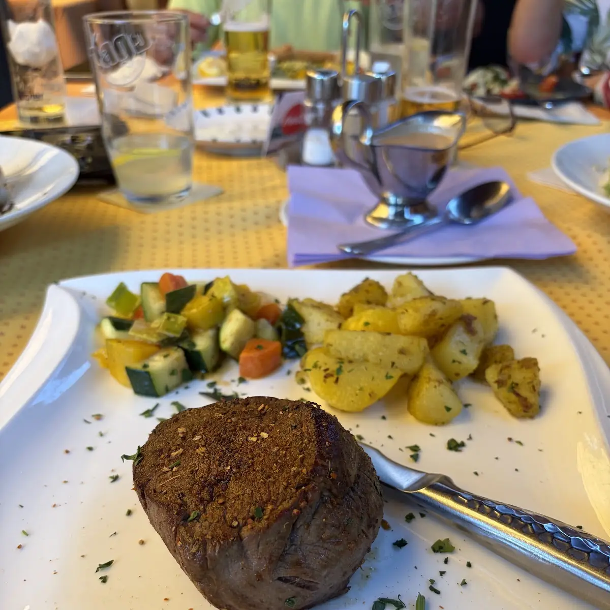 Essen und Trinken photo 2